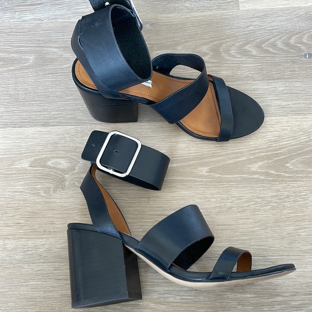&Other Stories Black Leather Strappy Sandals size 8